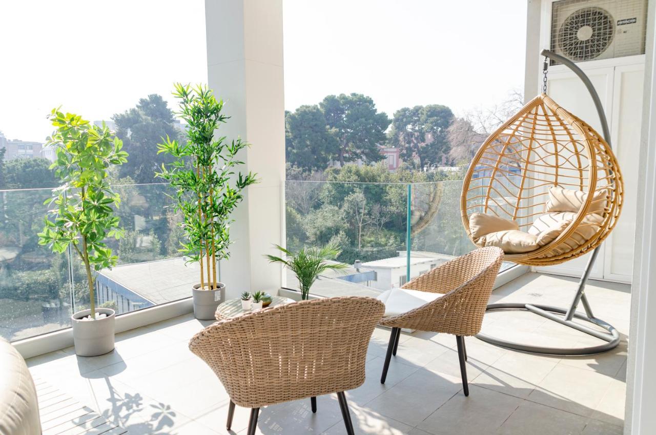 Ferienwohnung Apulialux - Exclusive And Modern City View, Private Parking Bari Exterior foto