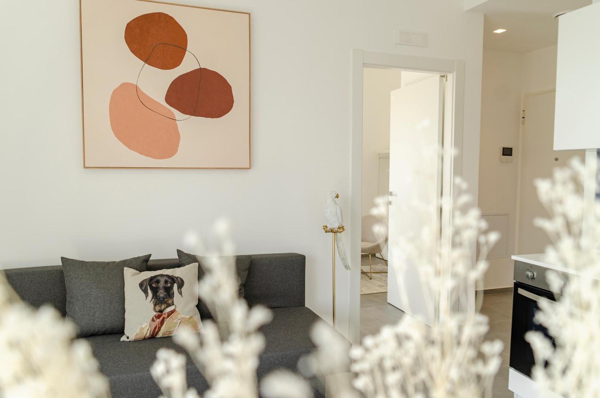 Ferienwohnung Apulialux - Exclusive And Modern City View, Private Parking Bari Exterior foto